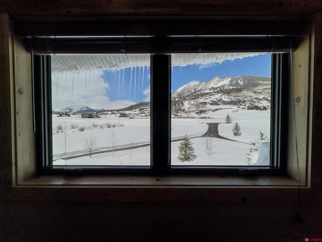 room details with a mountain view