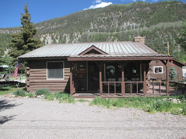 view of front facade with a mountain view