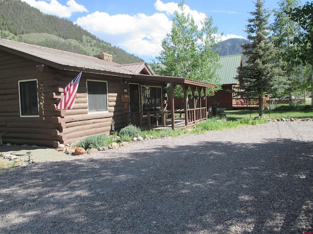 view of front facade with a mountain view