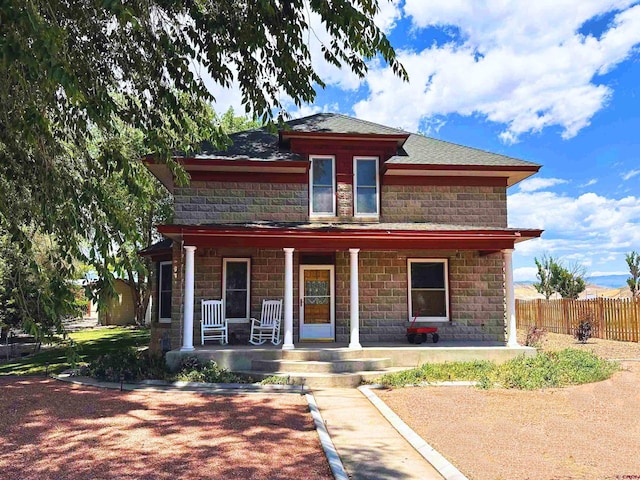 view of front facade featuring covered porch