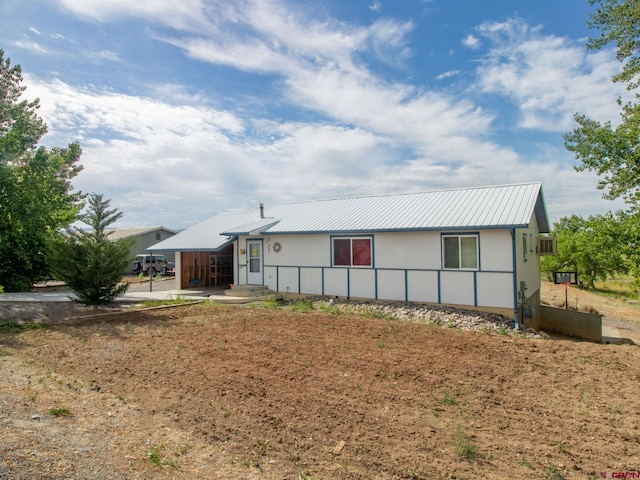 view of front of home