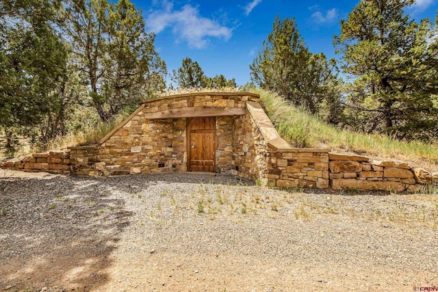 view of outbuilding