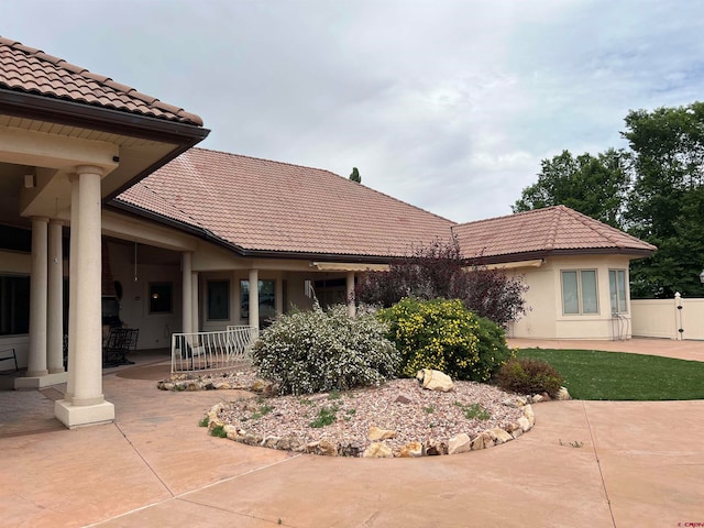 exterior space featuring a porch