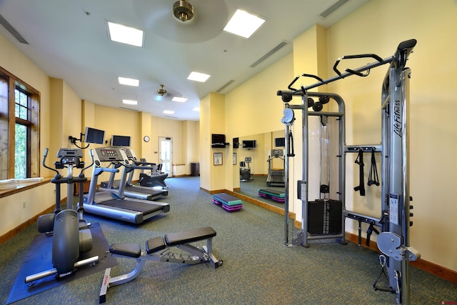 gym featuring ceiling fan