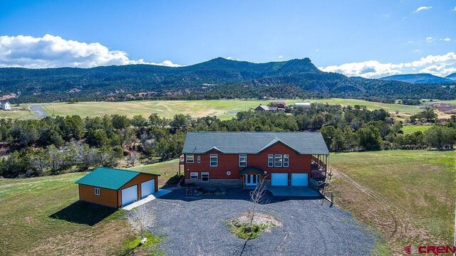 bird's eye view featuring a mountain view