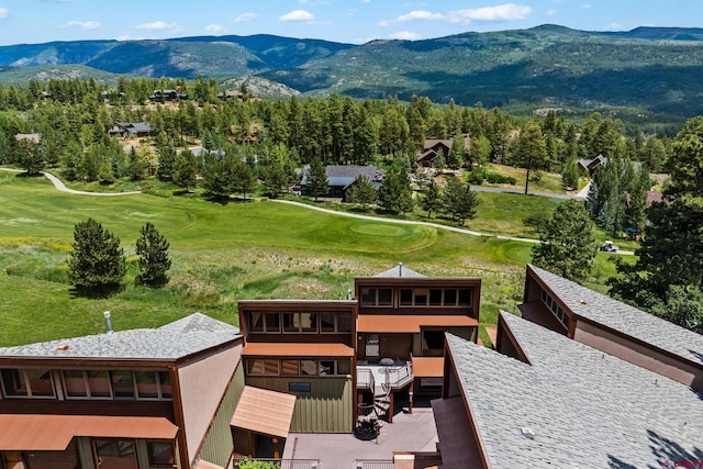 drone / aerial view featuring a mountain view