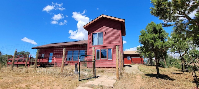 view of front of home featuring a deck