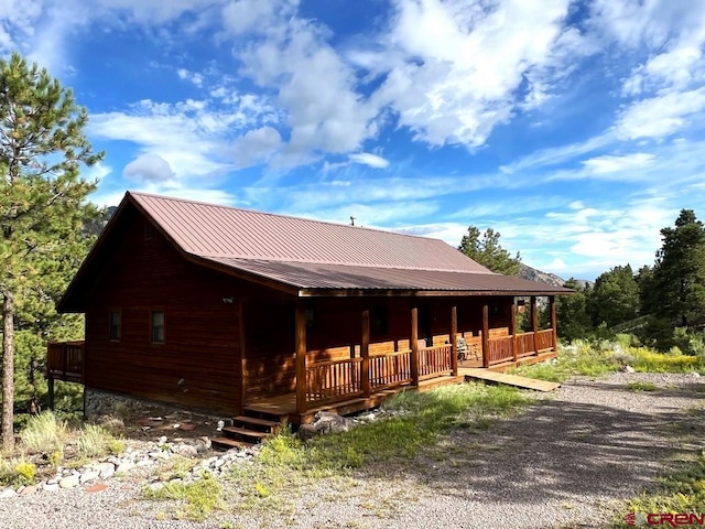 view of front of house with covered porch