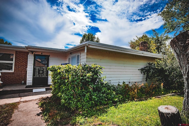 view of property exterior