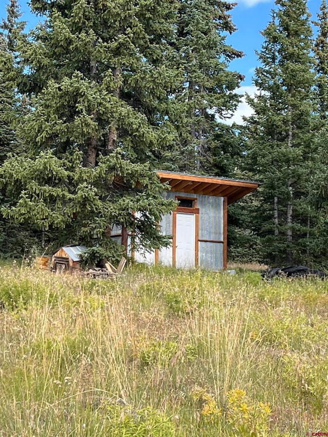 view of outdoor structure