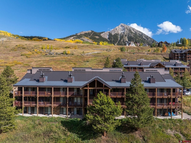 property view of mountains