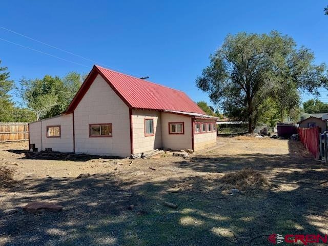 view of property exterior