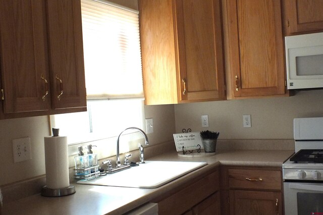 629 E 2nd St, Cortez, CO 81321 - dining room with baseboards