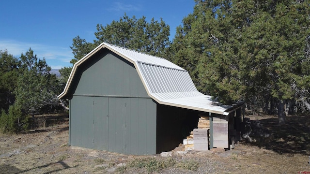 view of outdoor structure