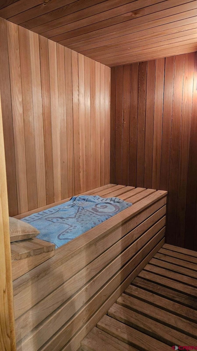 view of sauna / steam room