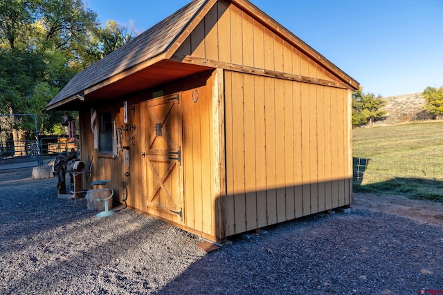 view of outbuilding