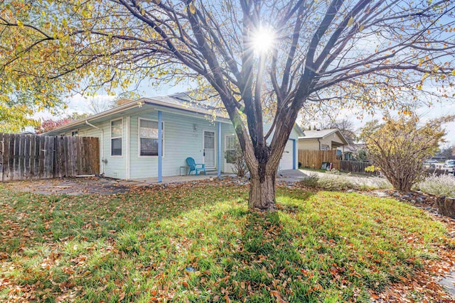 exterior space featuring a lawn