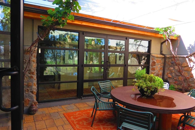 view of sunroom / solarium