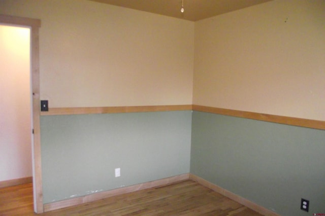 empty room featuring light hardwood / wood-style flooring