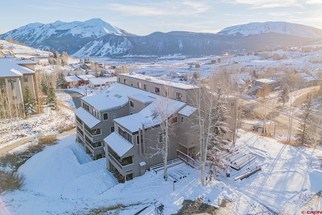 property view of mountains