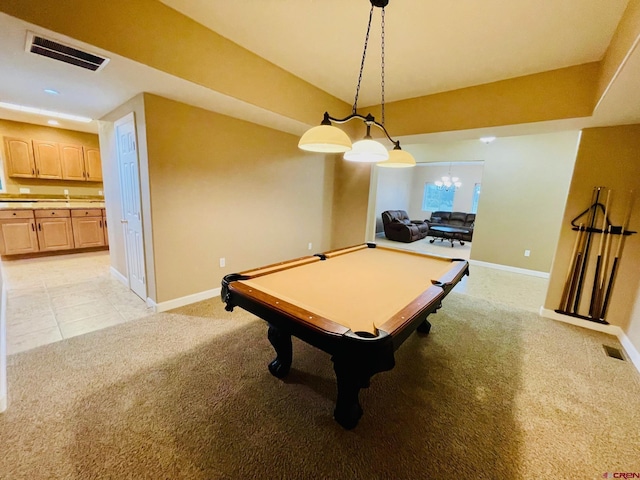 playroom with a notable chandelier, light colored carpet, and pool table