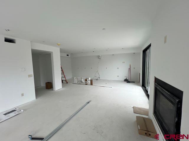 view of unfurnished living room