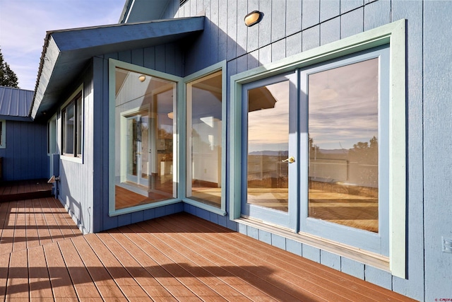 view of deck at dusk