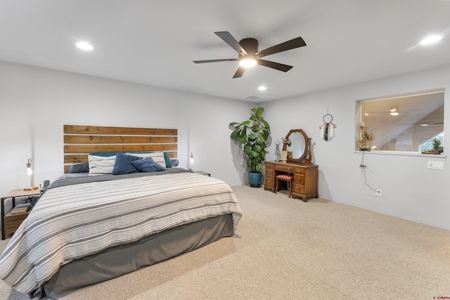 bedroom with carpet and ceiling fan