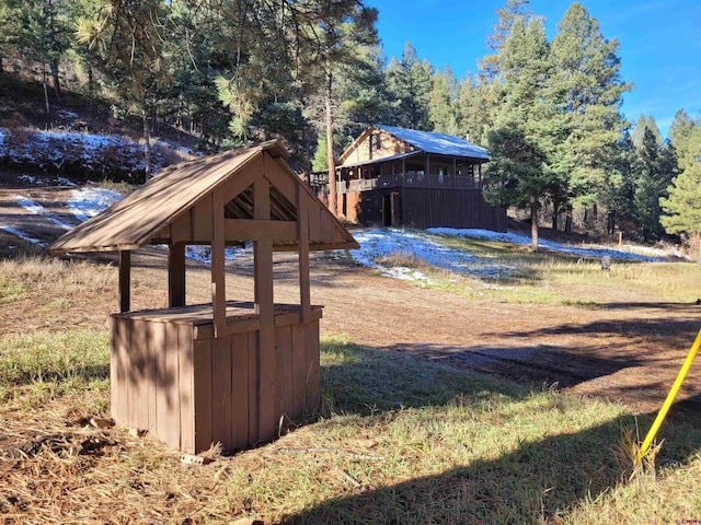 view of yard featuring a gazebo