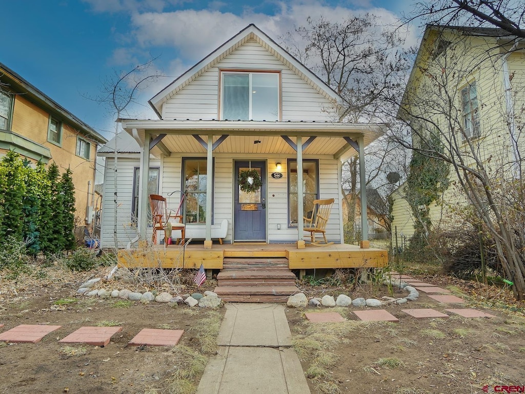 bungalow featuring a porch