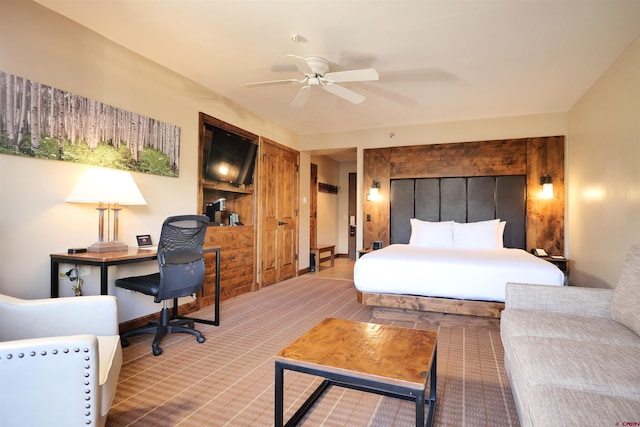 bedroom with ceiling fan