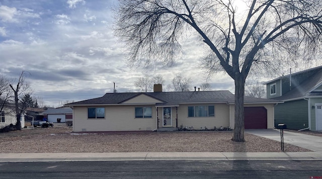 view of front facade with a garage