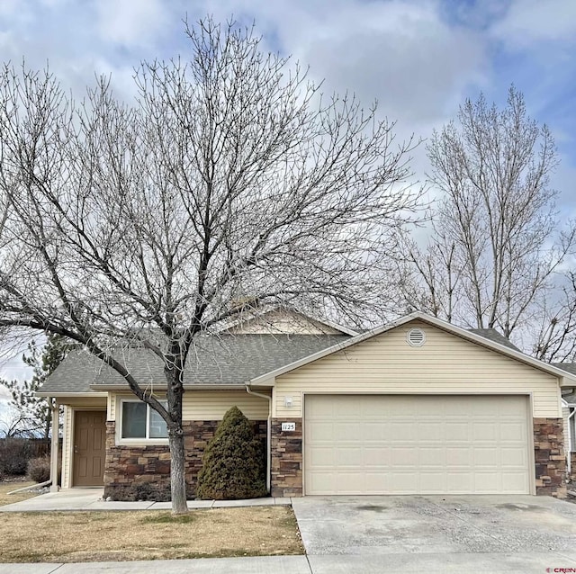 view of front of home featuring a garage