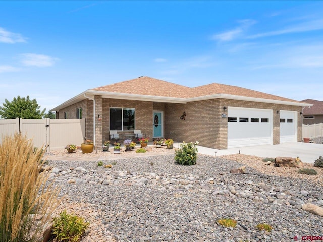 view of front facade featuring a garage