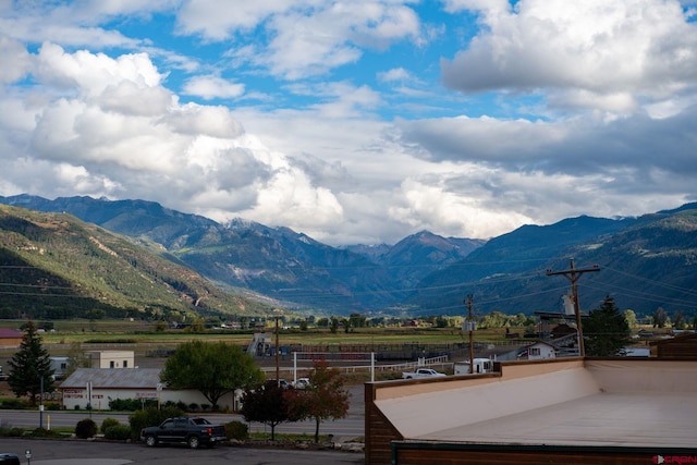 property view of mountains