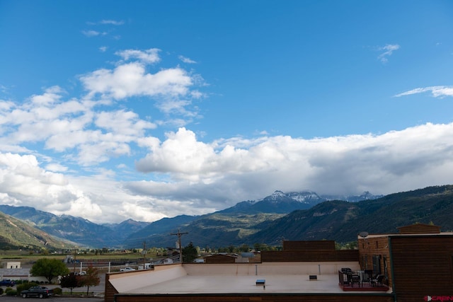 property view of mountains