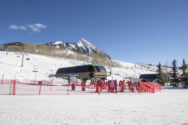 exterior space featuring a mountain view