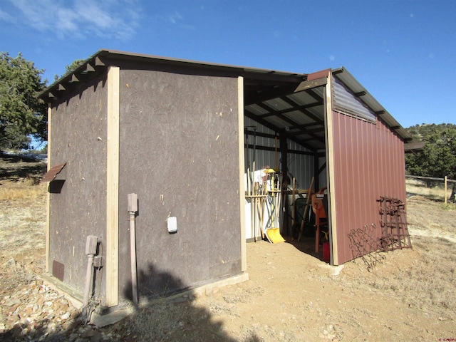 view of outbuilding