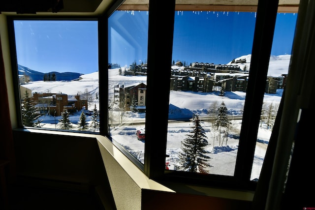 interior details with a mountain view