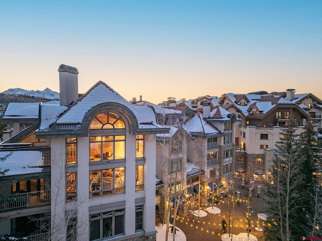 city view featuring a mountain view