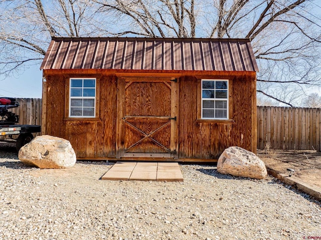 view of outbuilding