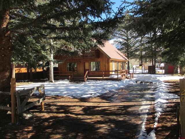 view of front of home featuring a deck