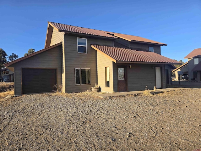 view of front of house featuring a garage