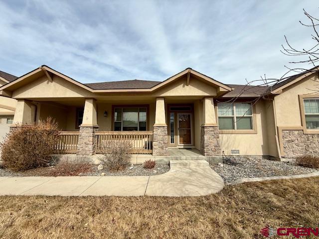 view of front of home with covered porch