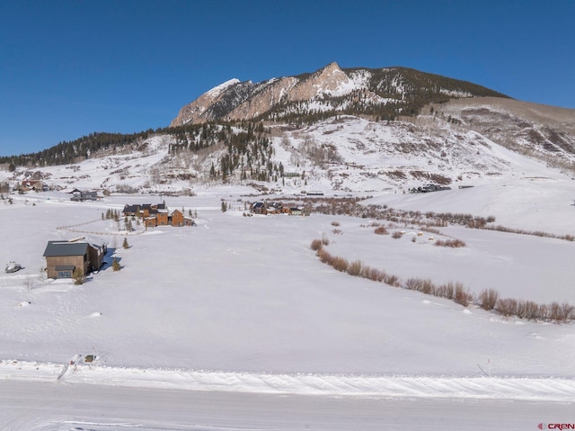 Listing photo 2 for 101 Lake Ridge Dr, Crested Butte CO 81224