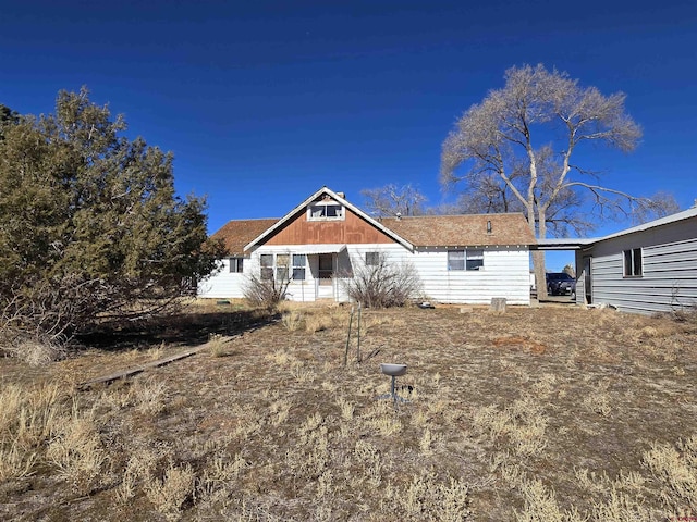 view of front of property