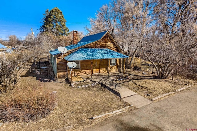 view of yard featuring a porch