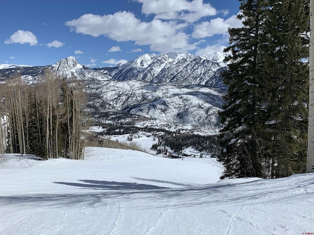 property view of mountains