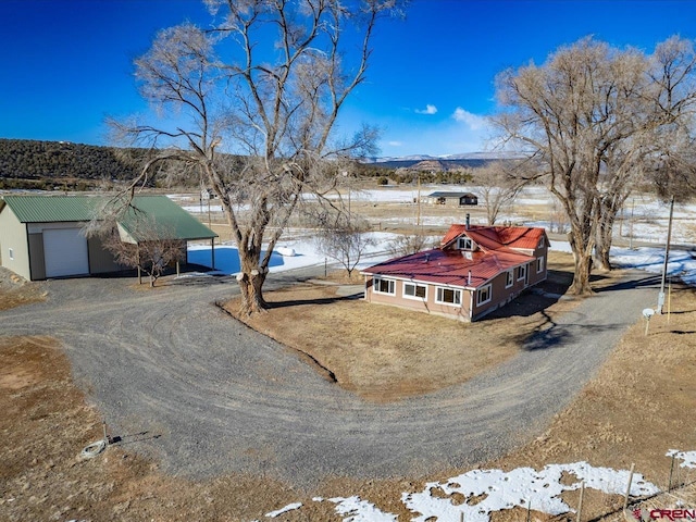 view of front of house featuring driveway