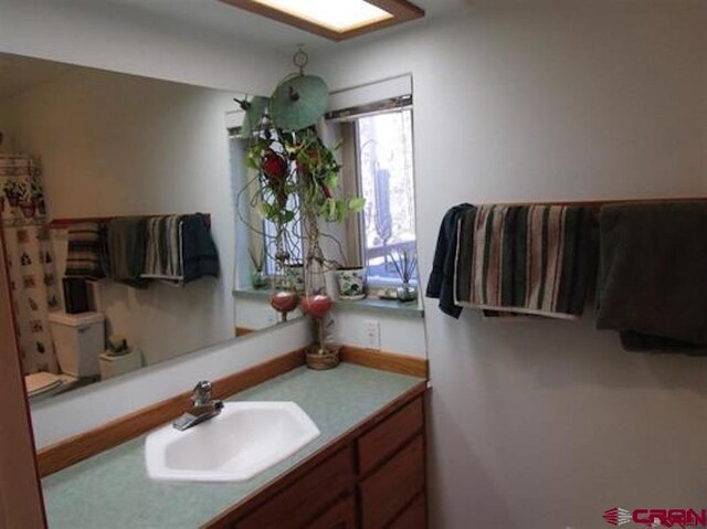 bathroom with vanity
